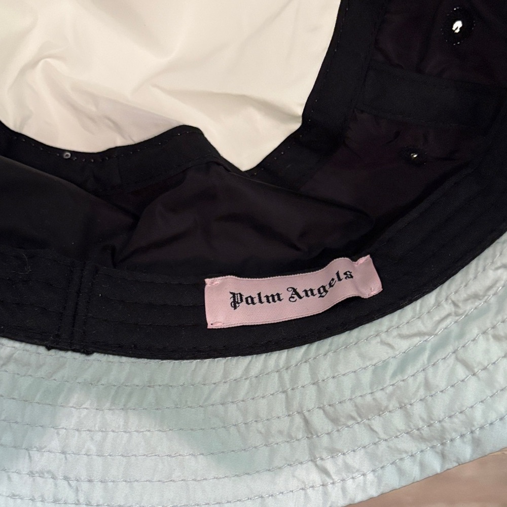 Palm Angels Black and White Bucket Hat - Picture 2 of 2